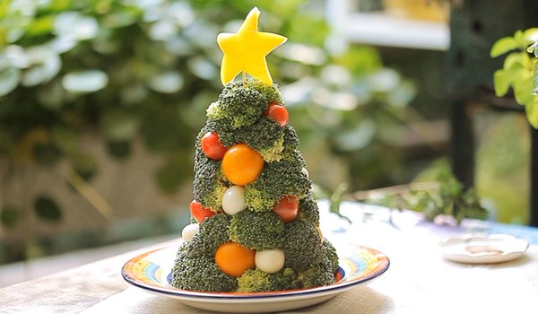 10块钱，为自己DIY一棵圣诞树